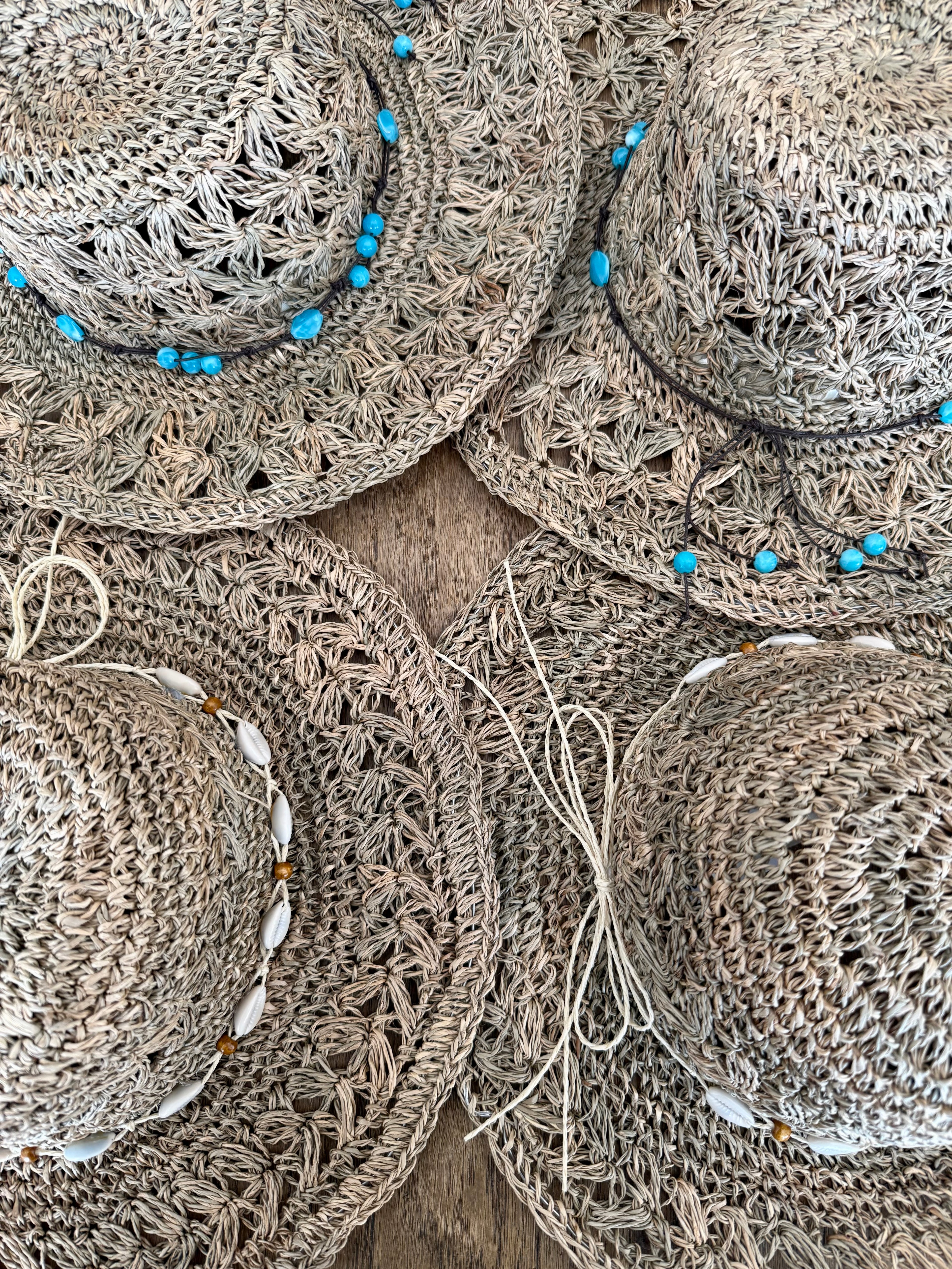 Cappello estivo traforato